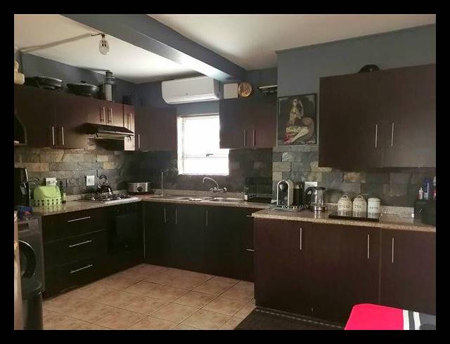 3 BEDROOM DUPLEX FOR SALE IN MEER EN SEE